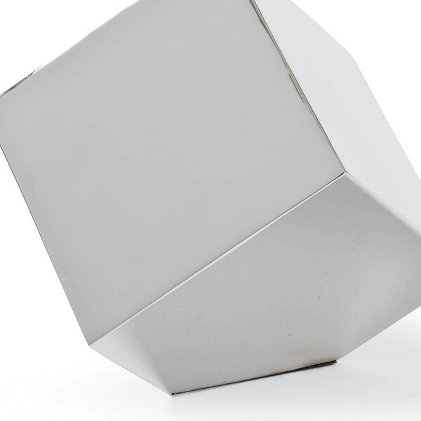 Closed Standing Cube